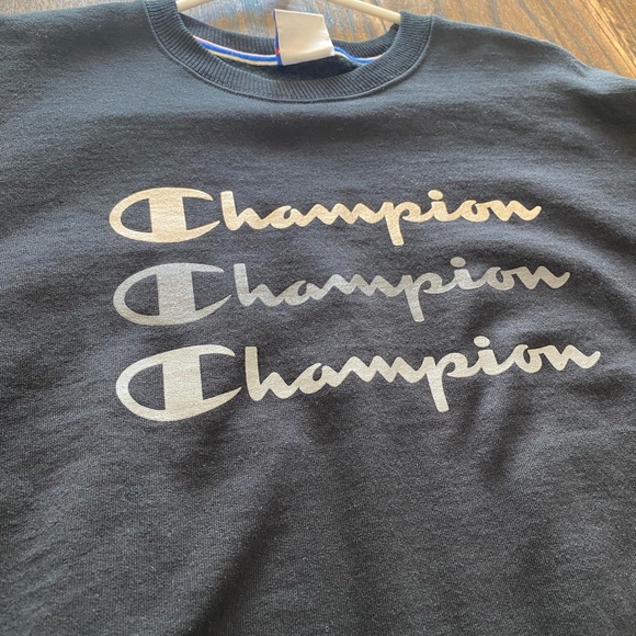Champion Sweatshirt - Picture 7 of 14